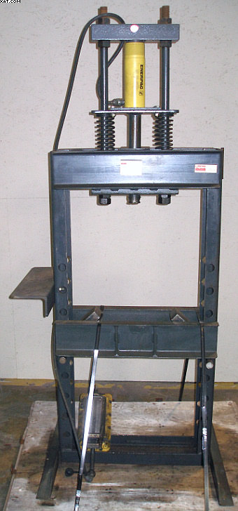 DAYTON 25 Ton Hydraulic Press,